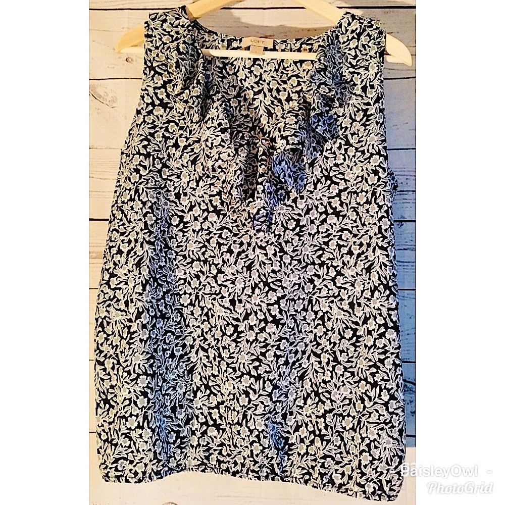 Ann Taylor LOFT Ruffle V-Neck Sleeveless B…